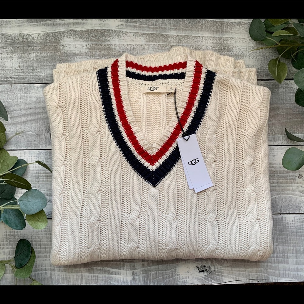 Brand new! Poncho UGG, M/L